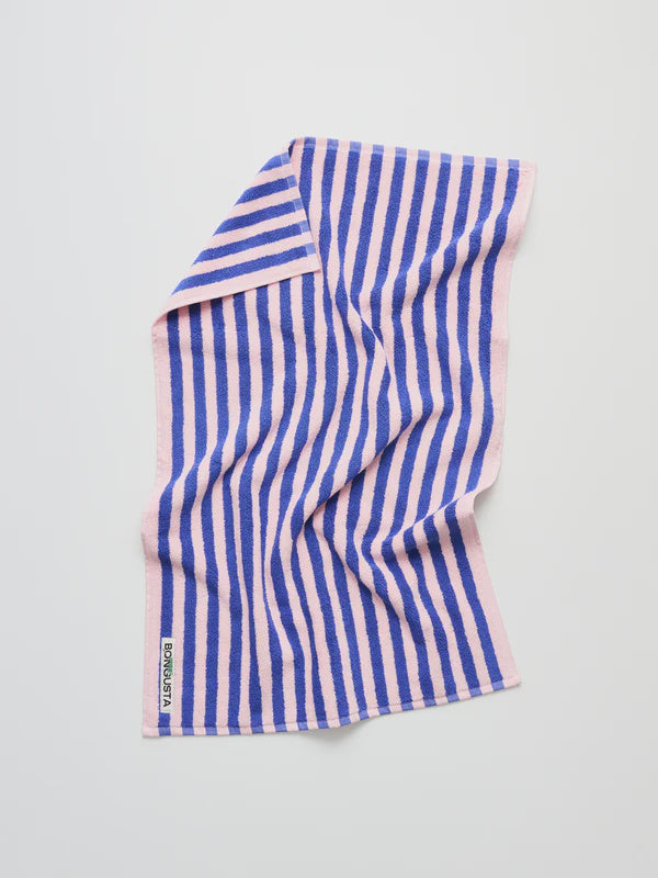 Bungusta Naram guest towel dazzling blue rose
