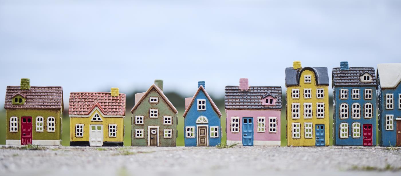 IB Laursen huisje geel
