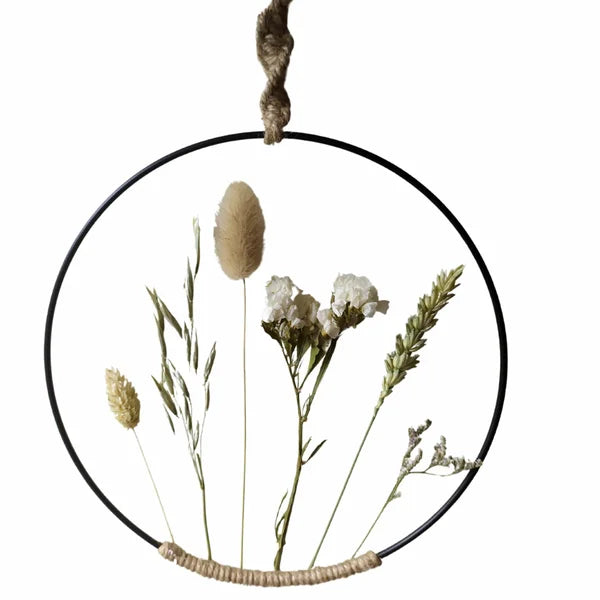 Droogbloemen krans zwart