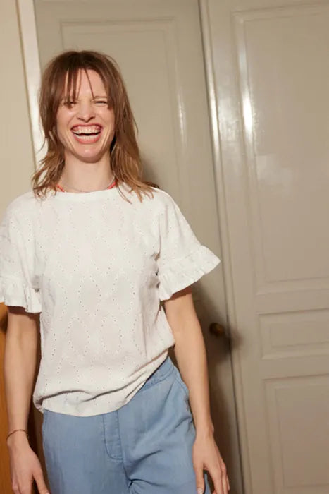 Zusss T-shirt met vlindermouw off-white