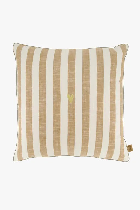 Zusss kussen hartje streep 45x45cm zand/camel