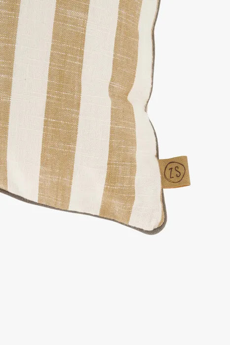 Zusss kussen hartje streep 60x35cm zand/camel
