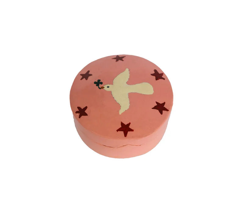 All the luck around the world - medium doosje roze met witte duif