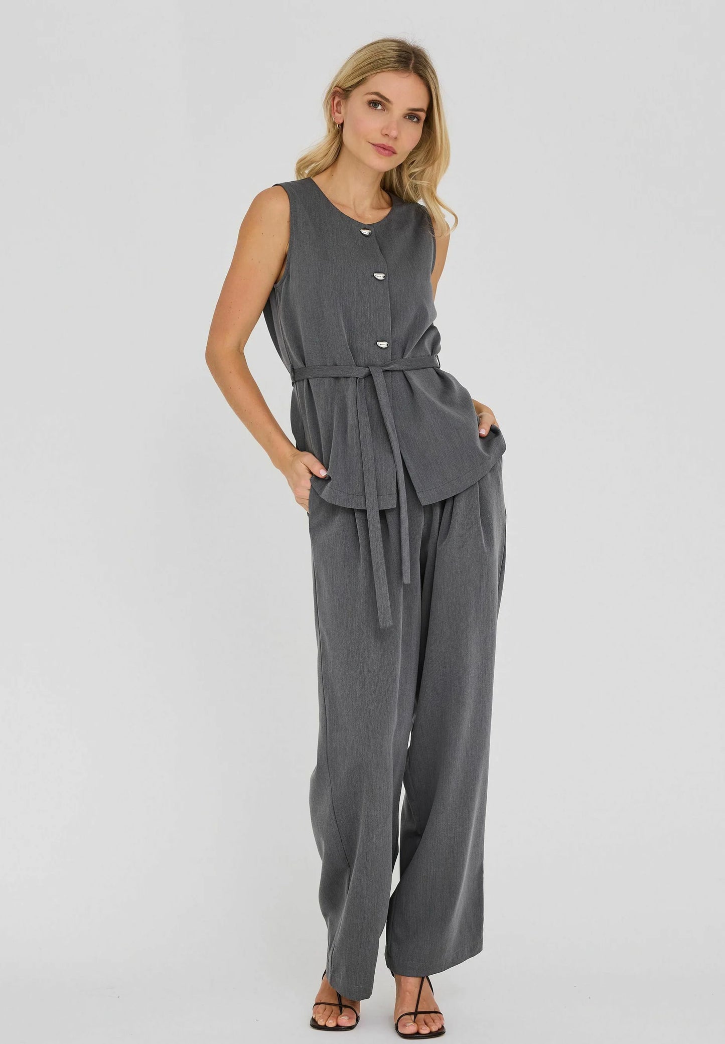 A-view anabrit pants