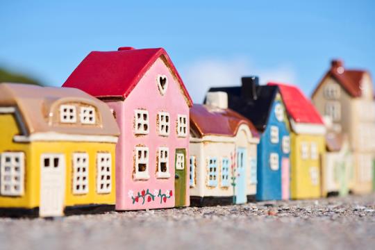 Ib laursen huisje geel met witte deur