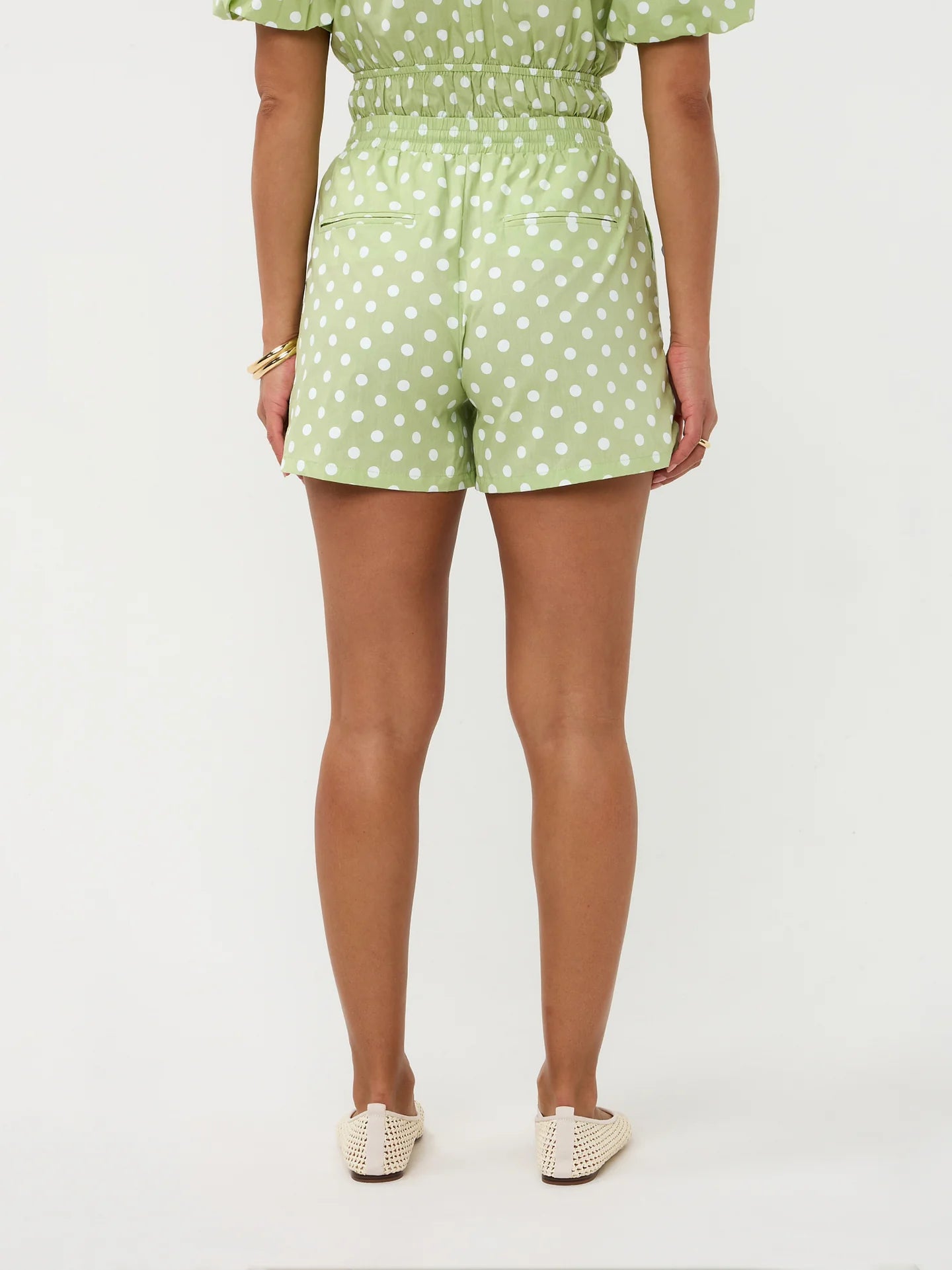 Ydence Short Dolores matcha green