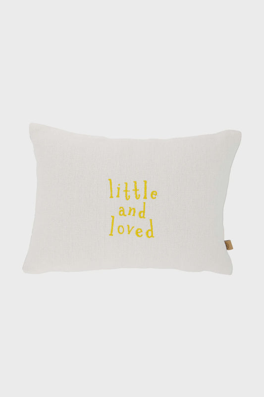 Zusss kussen little and loved