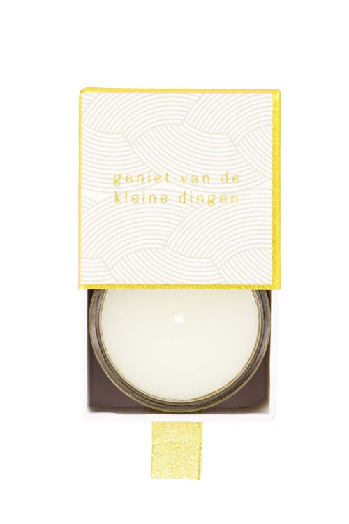 Zusss scented candle in box geniet van de kleine dingen