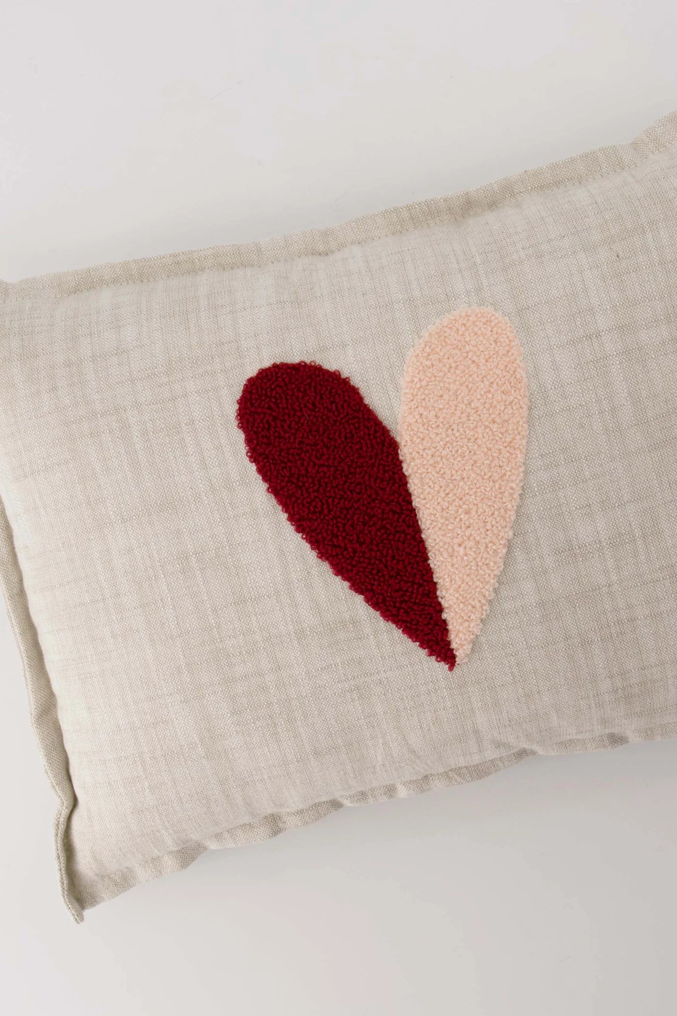 Zusss kussen hartje 35x25cm