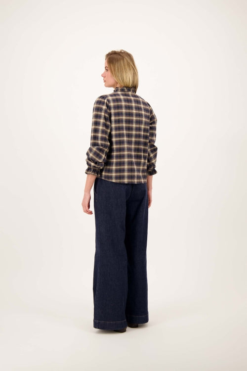 Zusss checked blouse with ruffle