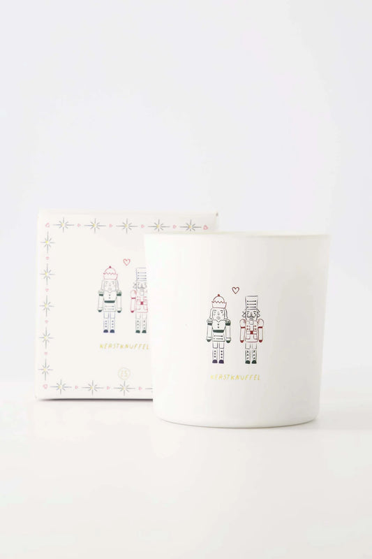 Zusss geurkaars glas in doosje notenkrakers kerstknuffel wit